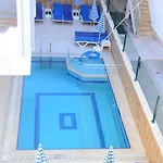 Doris Aytur ホテル
